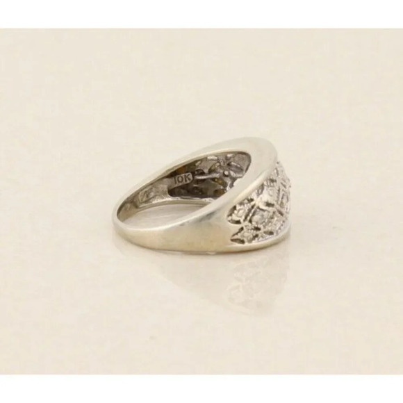 10k White Gold Diamond Dome Band Ring Size 6 - Picture 7 of 7